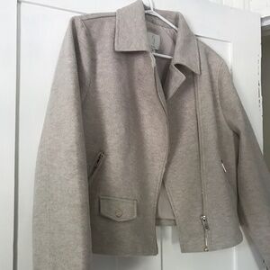 Cropped Jacket, Light Grey with assymetrical zipper